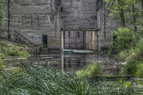 Sluice L